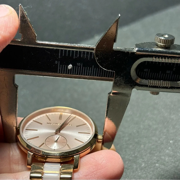 Michael Kors Ladies' Jaryn Rose Gold Tone and Acetate Watch MK3661 Working - Picture 7 of 7